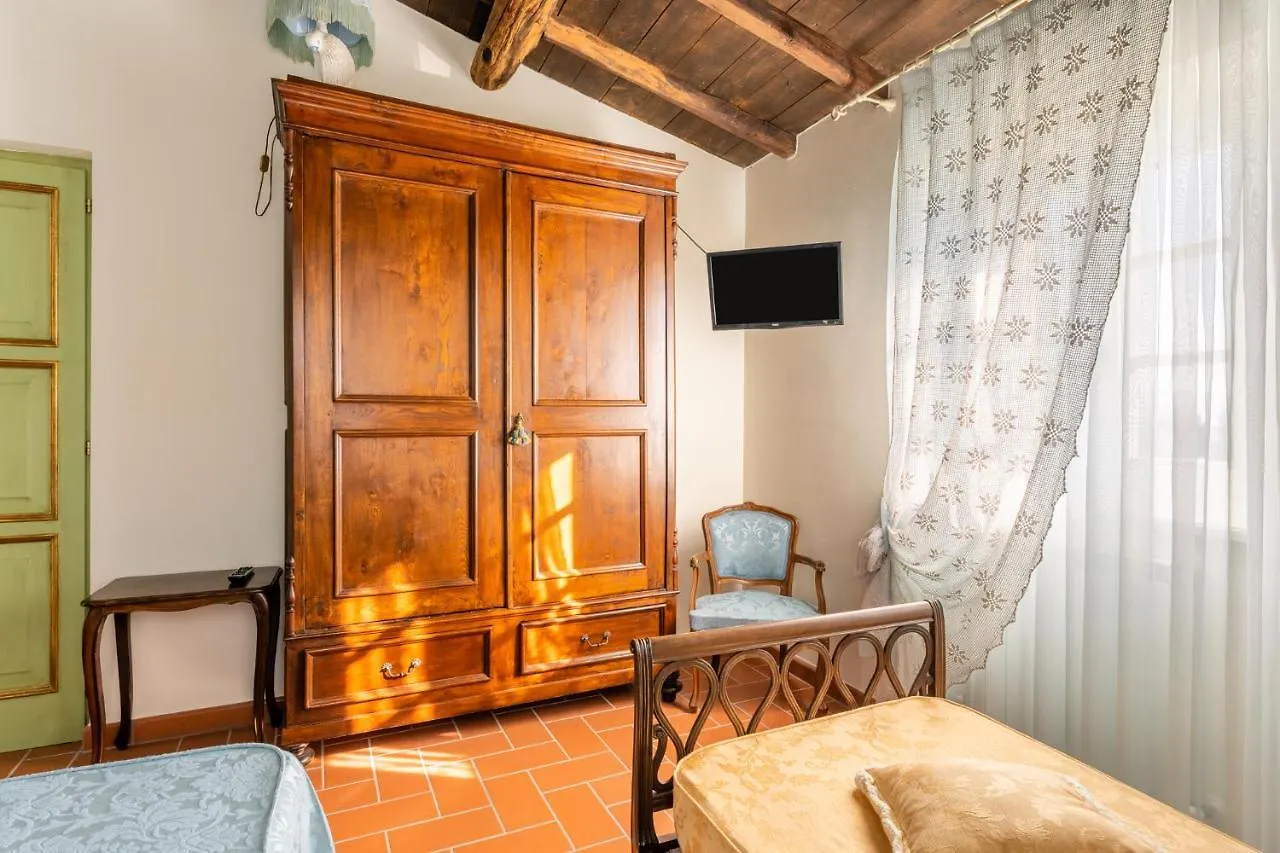 Melograni 7 Apartment Molazzana Italy